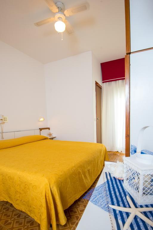 Hotel Venezia Cattolica Exterior photo